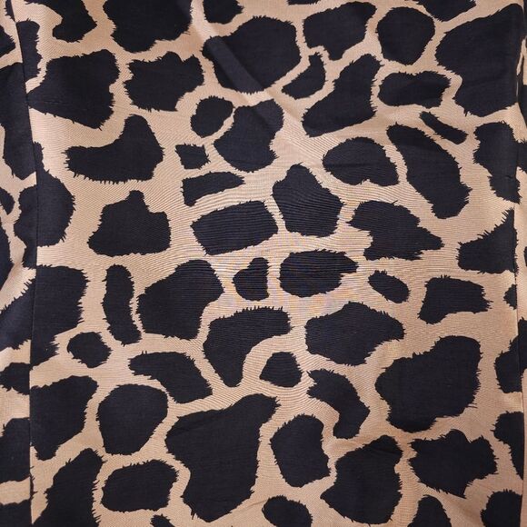 Silkland Animal Print Sleeveless Blouse - Picture 5 of 6